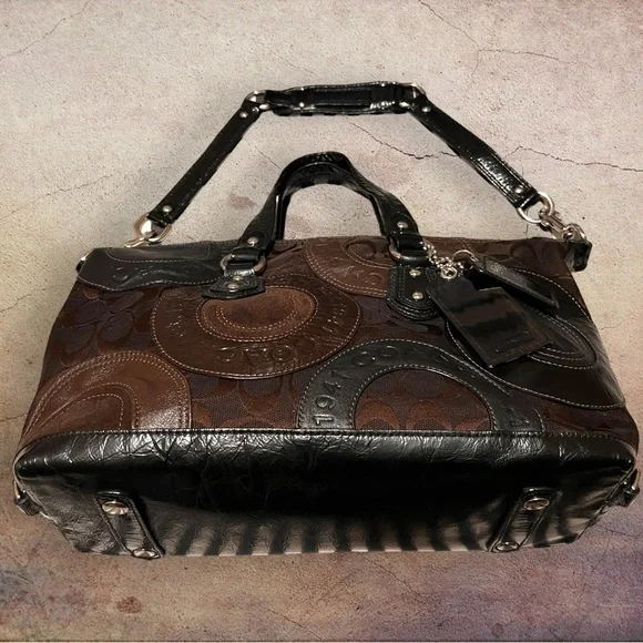 COACH Ashley 15474 Patchwork Shoulder Bag 13”x9”x4” Inside pockets. BlackBrn EUC - Picture 14 of 15
